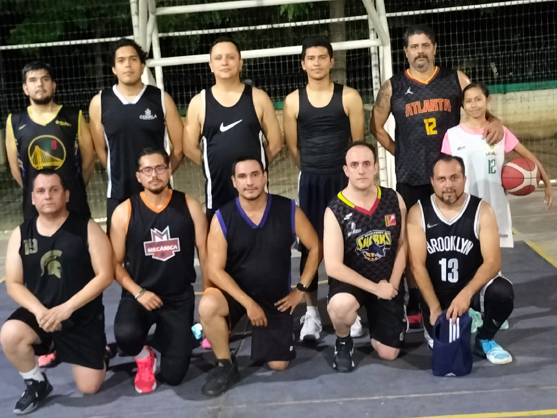 Fotografa adicional del equipo SINDICATO DE CIAPACOV