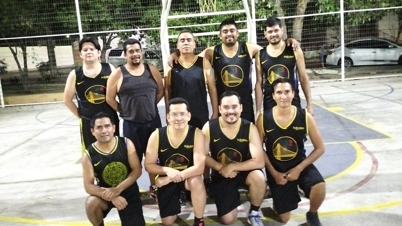 Fotografa adicional del equipo KINGS